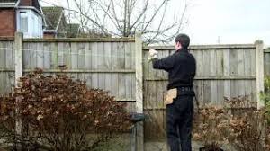 The oscillot system prevents your cat from climbing over your fences. How To Diy Cat Proof A Garden Fence By Protectapet Youtube