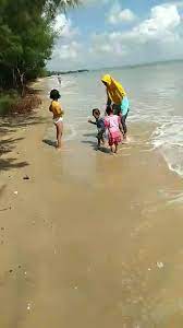 Hanya biaya parkir jam buka/tutup: Karang Jahe Beach Home Facebook