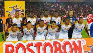 Los hinchas del deportes tolima colombiano animan a su equipo diciendo que esta noche tienen que. Palmares Deportes Tolima Deportes Tolima Soy Del Vinotinto Y Oro