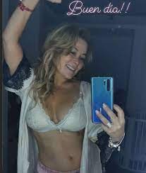 A través de su cuenta de instagram la alcaldesa de maipú, cathy barriga, compartió imágenes del cortejo fúnebre y la posterior sepultura de la vecina de la comuna que murió tras ser contagiada de. Ser Empoderada Es Otra Cosa Las Criticas A La Alcaldesa Cathy Barriga Luego De Que
