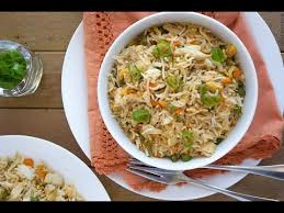In the same wok,add cooking oil,garlic and fry until light golden. Indian Chicken Fried Rice Restaurant Style Nish Kitchen