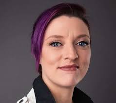 Shanda Adams's Instagram, Twitter & Facebook