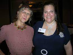 Rhinestone Rosie Of Antique Roadshow And Michelle Lookin Good In 1940 S Glamour 1940s Glamour Rosie The Riveter Glamour
