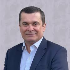 How HSBC is shaping the future of transaction banking with digital and AI  solutions