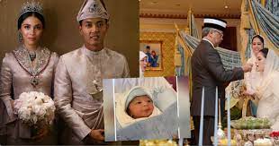 Browse 300 yang dipertuan agong stock photos and images available, or start a new search to explore more stock photos and images. Yang Di Pertuan Agong Dan Raja Permaisuri Timang Cucu Lelaki Satkoba Press