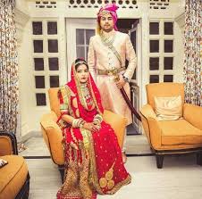 Lovely Rajasthani Bride Wearing Her Beautiful Eye Catching Traditional Rajputana Wedding Dress She Looks S Rajasthani Bride Wedding Dress Men Rajasthani Dress