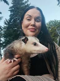 I got to hold this tiny friend today!! I was absolutely thrilled! 😍🤩❤️