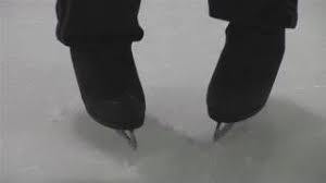 Видео how to ice skate backwards канала whatsondubai. How To Learn To Ice Skate Backwards Youtube
