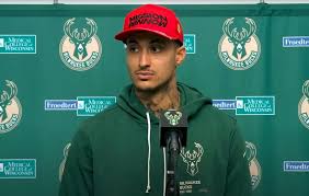 Kyle Kuzma: “We got to shoot threes”