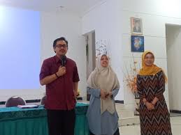 Sebagai pusat layanan sistem pengelolaan nomor induk siswa secara online bagi unit unit kerja di kemendikbud, dinas pendidikan daerah hingga sekolah yang. Dispendik Surabaya Diskusi Gtk Dengan 399 Guru Kim Bahari Sukolilo Baru