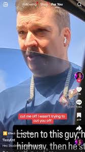 Devin Robson's Instagram, Twitter & Facebook