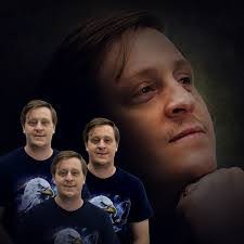 Leslie Latimer's Instagram, Twitter & Facebook