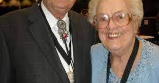 Mariah Tompkins's Instagram, Twitter & Facebook