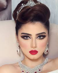 pin by kaseh hasanah on makeup in 2019 bride makeup bride makeup bridal hair and makeup asian bridal makeup