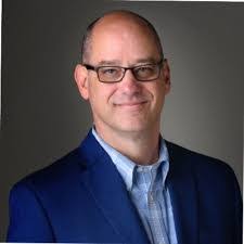 Robin Sussman's Instagram, Twitter & Facebook