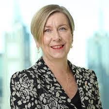 Bronwyn Leeper's Instagram, Twitter & Facebook