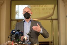 B ps (prezenčně výuka ospe, ostatní předměty distančně). Maturanti A Propadlici Mohou Skupinove Konzultovat Prakticka Vyuka Se Odklada Idnes Cz
