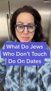 Melinda Laws's Instagram, Twitter & Facebook