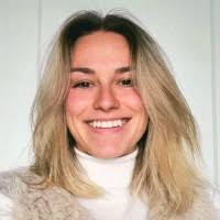 300+ perfiles de «Hager»