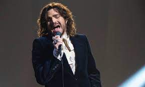 Adam himself said he was from a loser. Adam Lambert Does Double Duty On American Idol New Winner Crowned Variety