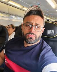 QUE TENGAN UNA BUENA SEMANA LLENA DE COSAS BUENAS 🫡