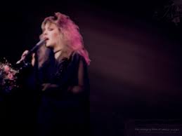 161.19kb wallpaperflare is an open platform for users to share their favorite wallpapers, by downloading this wallpaper, you agree to our terms of use and privacy policy. Stevie Nicks Mirage Tour Stevie Nicks Wallpaper 1280x960 Wallpapertip