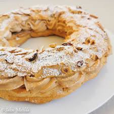 Envie de découvrir la bretagne ? Paris Brest Frankreich Radrennen Brandteig Ring Salon Matilda