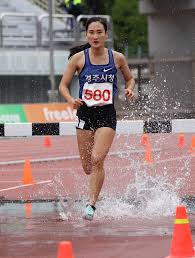 우상혁은 15일 전라북도 익산종합운동장에서 열린. ìœ¡ìƒ ìƒ›ë³„ ì–'ì˜ˆë¹ˆ ê³ êµ ì²« 400ï½ ê²½ê¸°ì„œ ë¬´ë‚œížˆ ìš°ìŠ¹ 58ì´ˆ18 ì¢…í•©2ë³´ ì—°í•©ë‰´ìŠ¤