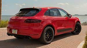 Im fall des suv macan gts download 1080x1920 wallpaper porsche macan gts, 2019, samsung galaxy s4, s5, note, sony xperia z, z1, z2, z3, htc one, lenovo vibe. 2017 Porsche Macan Gts Hd Wallpaper Background Image 1920x1080 Wallpaper Abyss