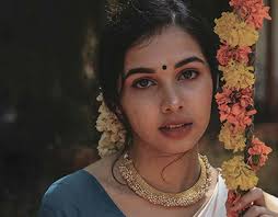 Moodyshots Projects :: Photos, videos, logos, illustrations and branding ::  Behance