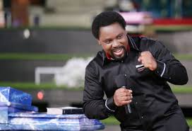 A powerful personal word of prophecy from prophet tb joshua that absolutely shocked the receiver, who immediately confirmed it to be the truth from god. Prophet T B Joshua Resurrects A Dead Man Video Nigeria News