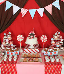 Easy Birthday Cake Table Decoration At Home 9 Christmas Dessert Table Ideas For Kids Gingerbread Party Gingerbread House Parties Gingerbread Birthday Party