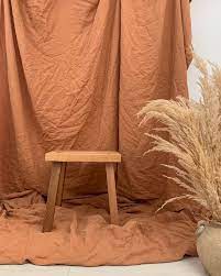 Idea Have A Photo Shoot At Home With A Linen Sheet Bed Threadds In The Background An Photoshoot Backdrops Home Studio Photography Photography Studio Spaces