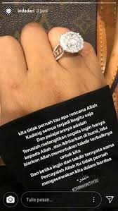 Penampakan makhluk gaib saat indadari dirukiah. Diam Diam Sudah Menikah Ternyata Ini Sosok Pria Yang Mampu Luluhkan Hati Mantan Istri Cesar Planet Merdeka