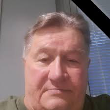 Onon 4000 has been running great(70 + hrs), but started for 15-30 seconds  then died & will not start? Put fuel additive in fuel tank, no help?  Thought about starter spray &