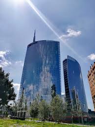 The company provides a wide array of financial products and services including mergers and acquisitions, debt capital markets, corporate lending; Unicredit Wikipedia