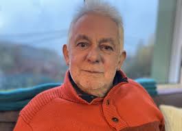 Lot : Cet ancien facteur de Montcuq raconte ses souvenirs avec son ami Nino  Ferrer