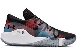 The average hand length of a 6'8 player in the nba is around 8.9 inches. Under Armour Anatomix Spawn Low Joel Embiid 3021263 002