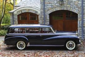 Mercedes Benz Pays Homage To Regional Classic Garage74 Station Wagon Benz Mercedes Benz Maybach