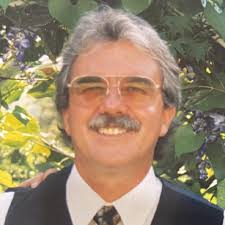 Robert W Carpenter Obituary