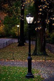 Landscape Gardening Nuneaton By Landscape Gardening Course Sydney Outdoor Landscape Lighting Solar Lights Garden Front Yard Lighting