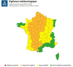 Cette région a été créée en 1955 sous la quatrième république. Meteo 45 Departements En Vigilance Orange Canicule Le Huffpost