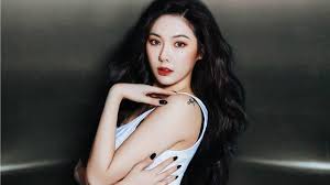 In 2011, she formed the duo trouble maker with former. Kim Hyuna Biography Wiki Age Net Worth Affair Rumor Relationship