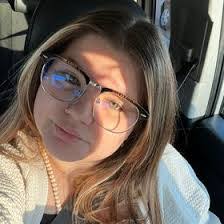 Savannah Bacon's Instagram, Twitter & Facebook