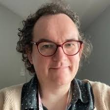 Eloise Kane's Instagram, Twitter & Facebook