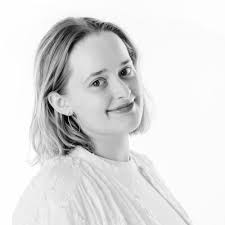 I am happy to share that I reached Semi-Finals in UCL Law Society's Senior  Mooting Competition! On Wednesday I argued a case