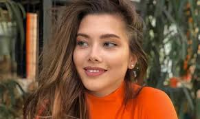 Anet Say (Anna Saydalieva): Biografía de la cantante