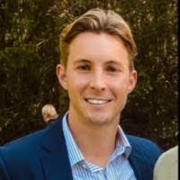 Alex Flink's Instagram, Twitter & Facebook