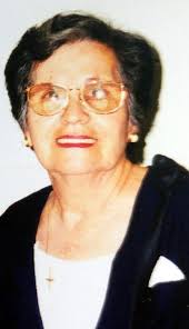 Estela Soliz's Instagram, Twitter & Facebook