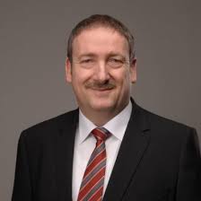 Wolff & Häcker Finanzconsulting AG auf LinkedIn: Marc Glaser zieht in die  Geschäftsleitung von whf ein Im Rahmen des…